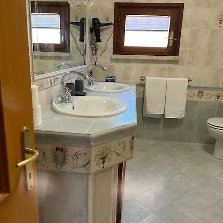 Anna Apartment, Private Parking * Lucca