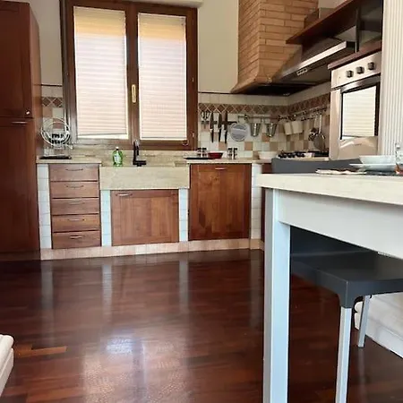 Anna Apartment, Private Parking